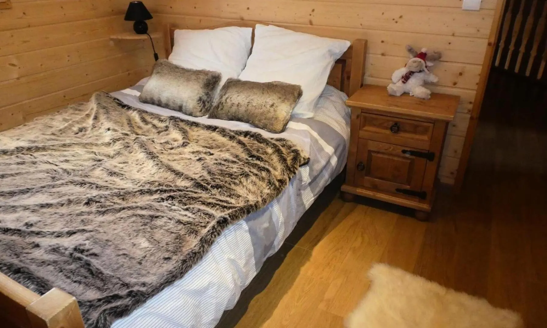 Chalet Crocus - Magnifique Chalet Aux Pieds Des Pistes Au Coeur De La Station De Reallon 10 A 12 Couchages Chalcrocus Mae-9031